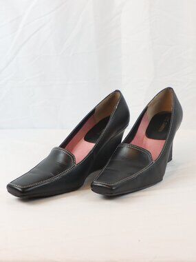 Ann Marino Size 9 Black Wedges